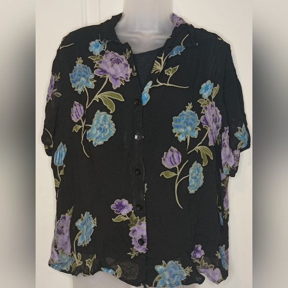 JM Collection Tops - 2 FOR $30 Enchanted Midnight Floral JM COLLECTION blouse-(#1,081)